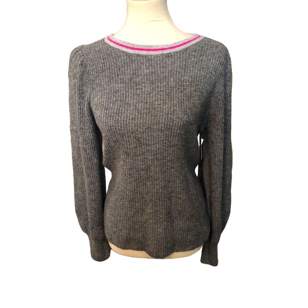 Gray and pink collar trim Halogen Sweater Grey Heather Stripe Neck Crew Neck Pul